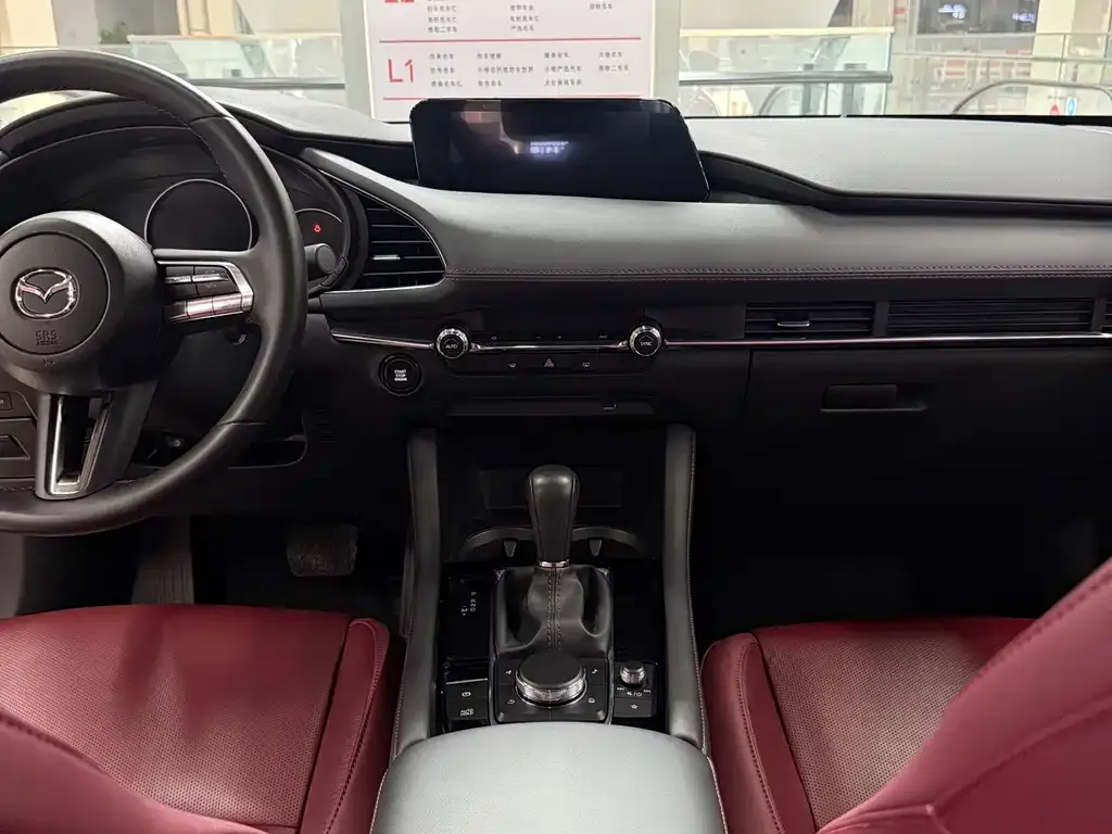 Mazda 3 Axela 2024 из CN, фото 7
