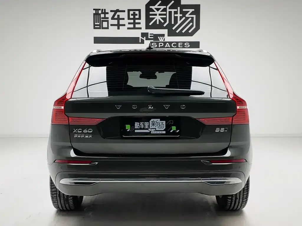 Volvo XC60 — фото 3