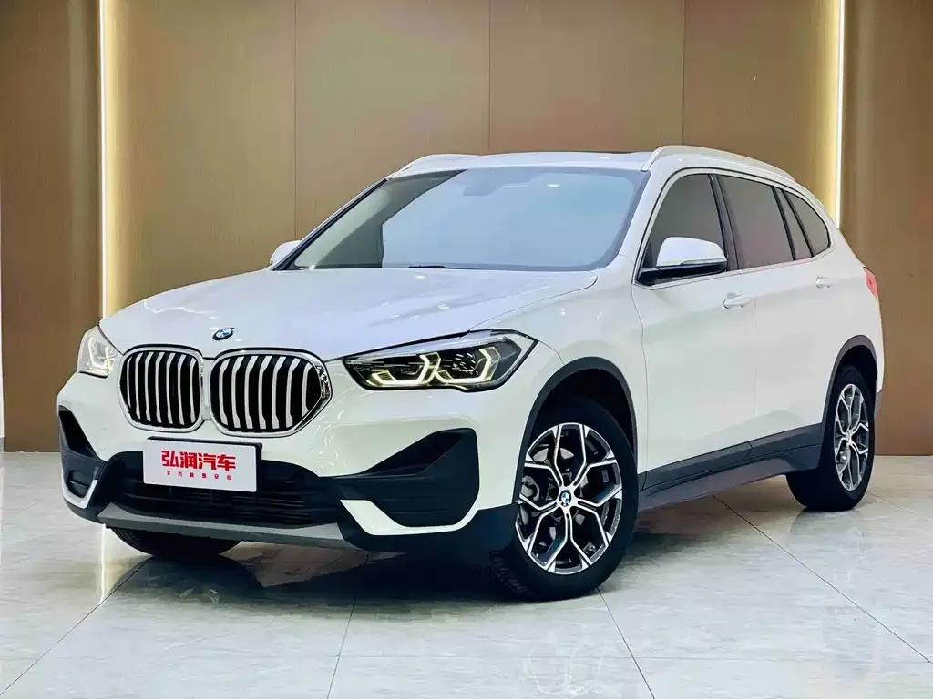 BMW X1 — фото 1