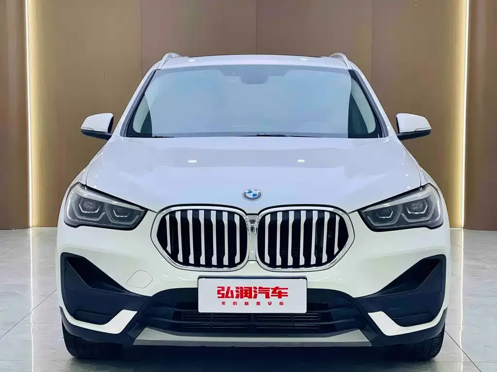 BMW X1 — фото 10