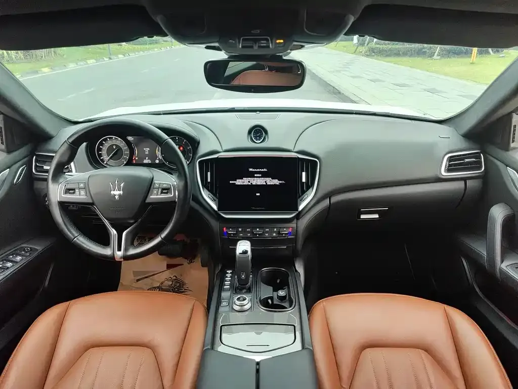 Maserati Ghibli 2021 из CN, фото 8