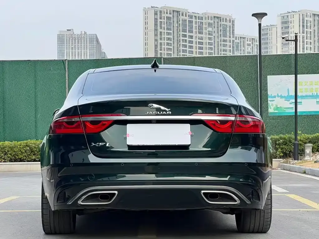 Jaguar XFL — фото 7