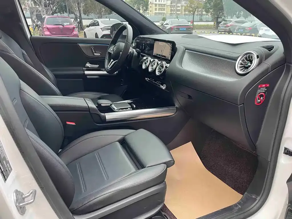 Mercedes-Benz GLA 2024 из CN, фото 4