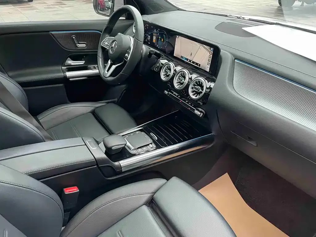 Mercedes-Benz GLA 2024 из CN, фото 2