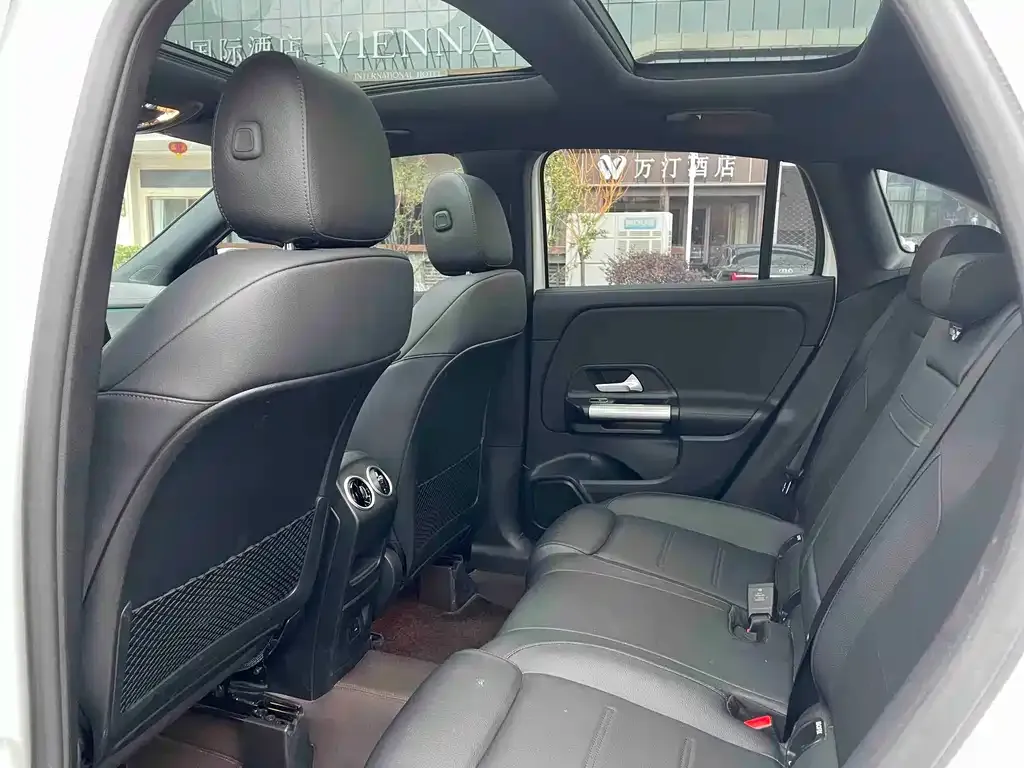 Mercedes-Benz GLA 2024 из CN, фото 6