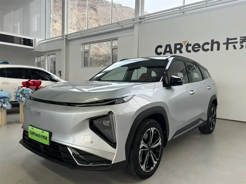 Geely Galaxy L7 — фото 1