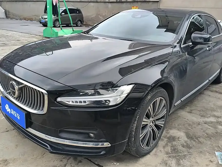 Volvo S90