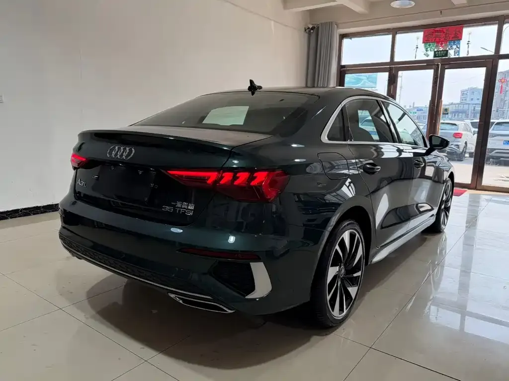 Audi A3 2023 из CN, фото 7