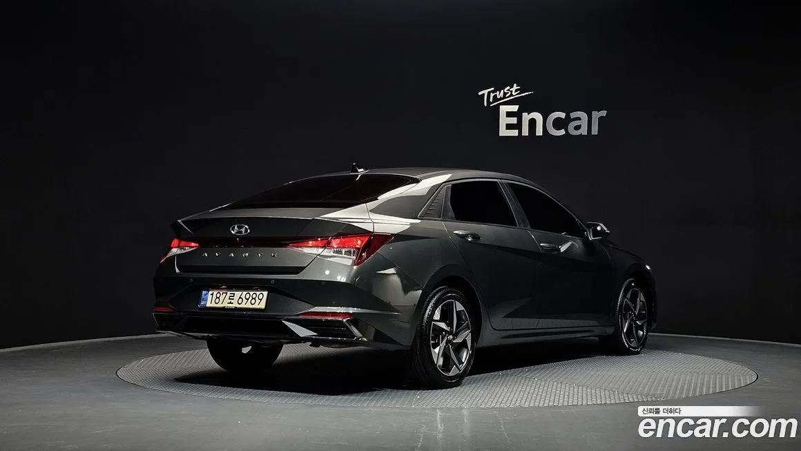 Hyundai AVANTE — фото 8