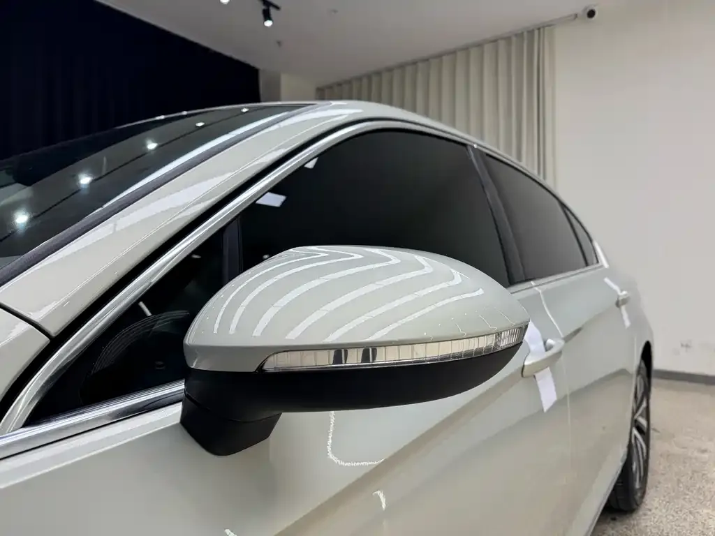 Volkswagen Magotan GTE PHEV 2021 из CN, фото 9