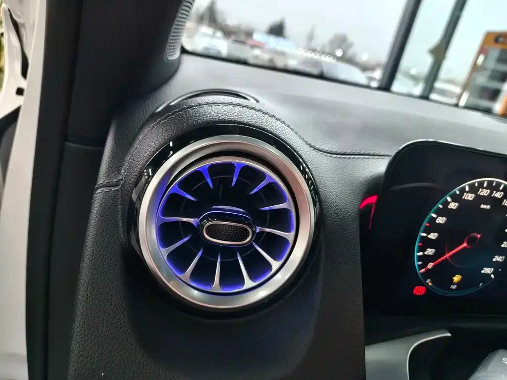 Mercedes-Benz GLB 2023 из CN, фото 9