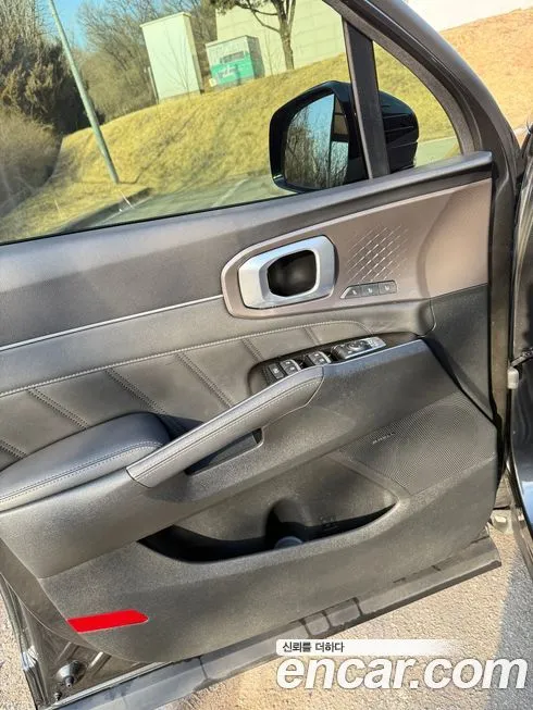 Kia Sorento — фото 7