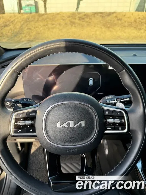 Kia Sorento — фото 6