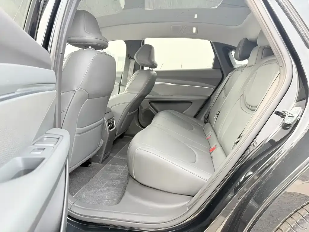 XPeng MONA M03 2024 из CN, фото 2