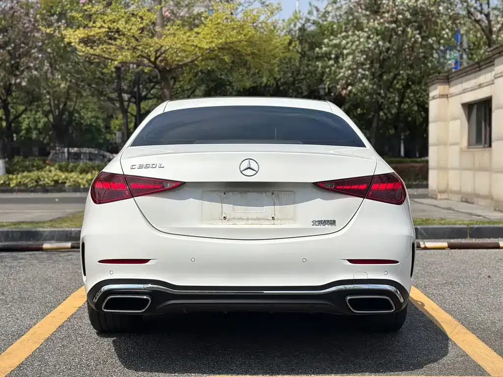 Mercedes-Benz C-Class — фото 10
