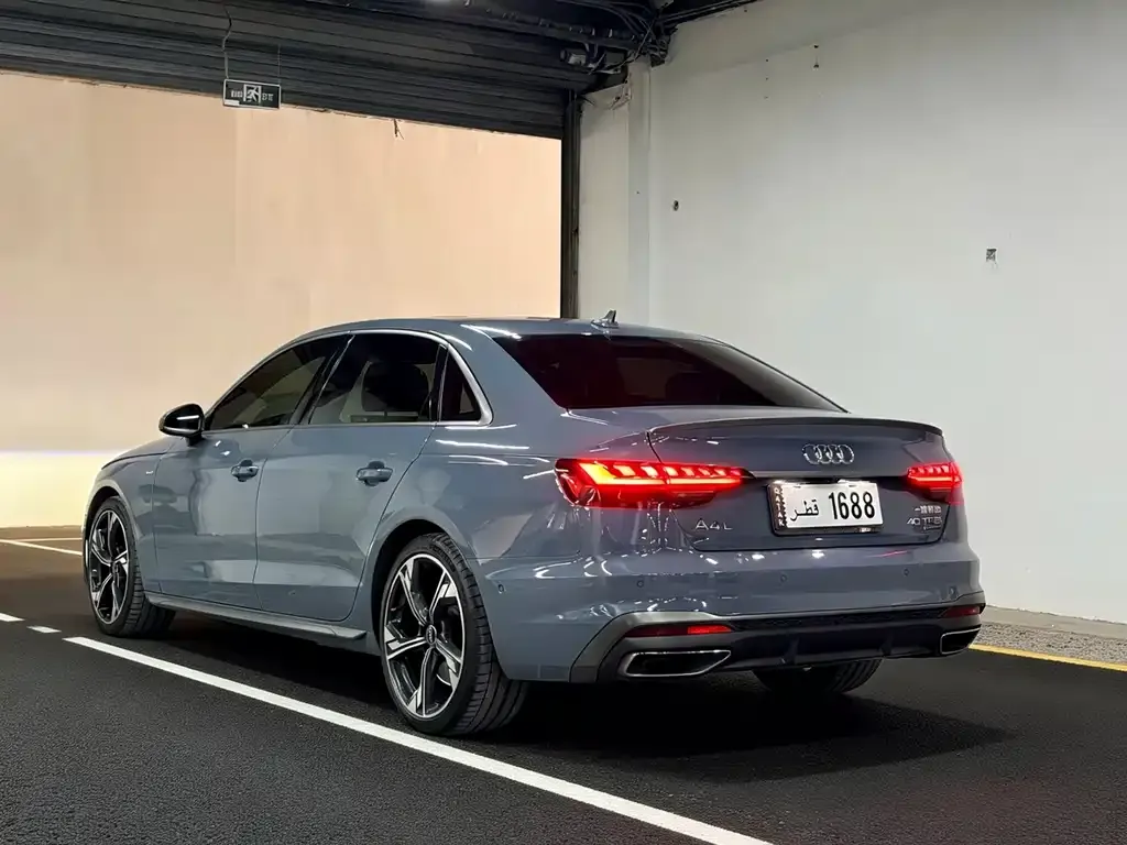 Audi A4L 2022 из CN, фото 5