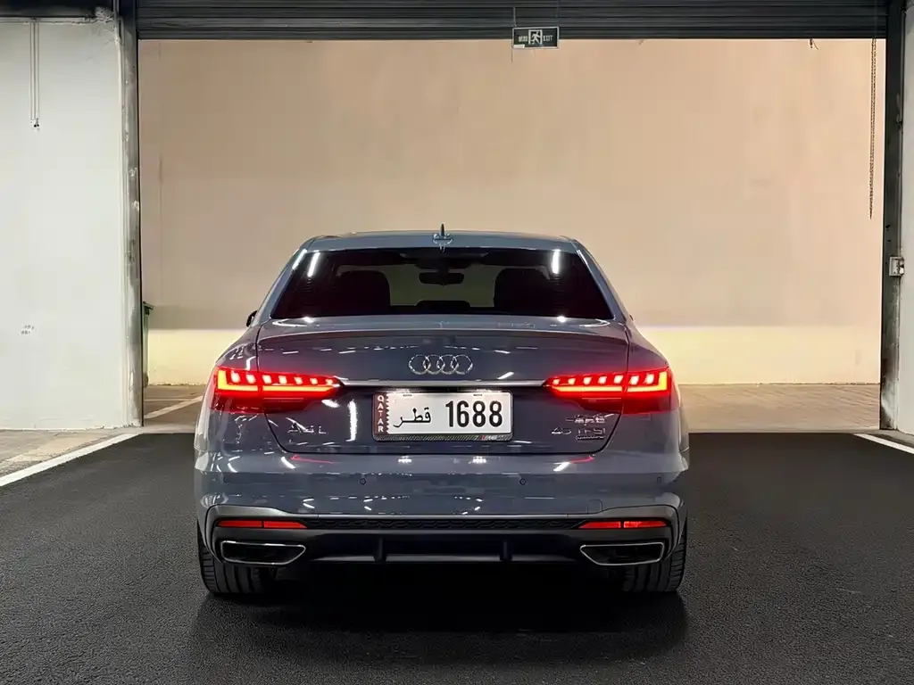 Audi A4L 2022 из CN, фото 3