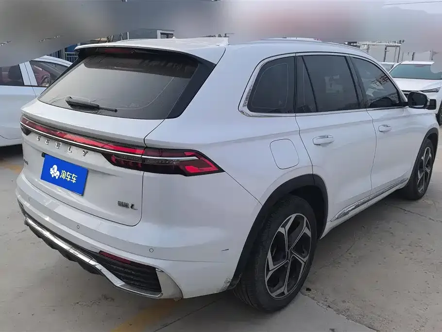 Geely Xingyue L — фото 4