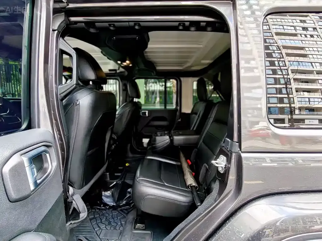 Jeep Wrangler — фото 3