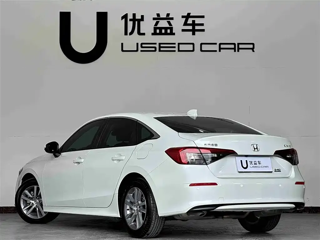 Honda Civic — фото 5