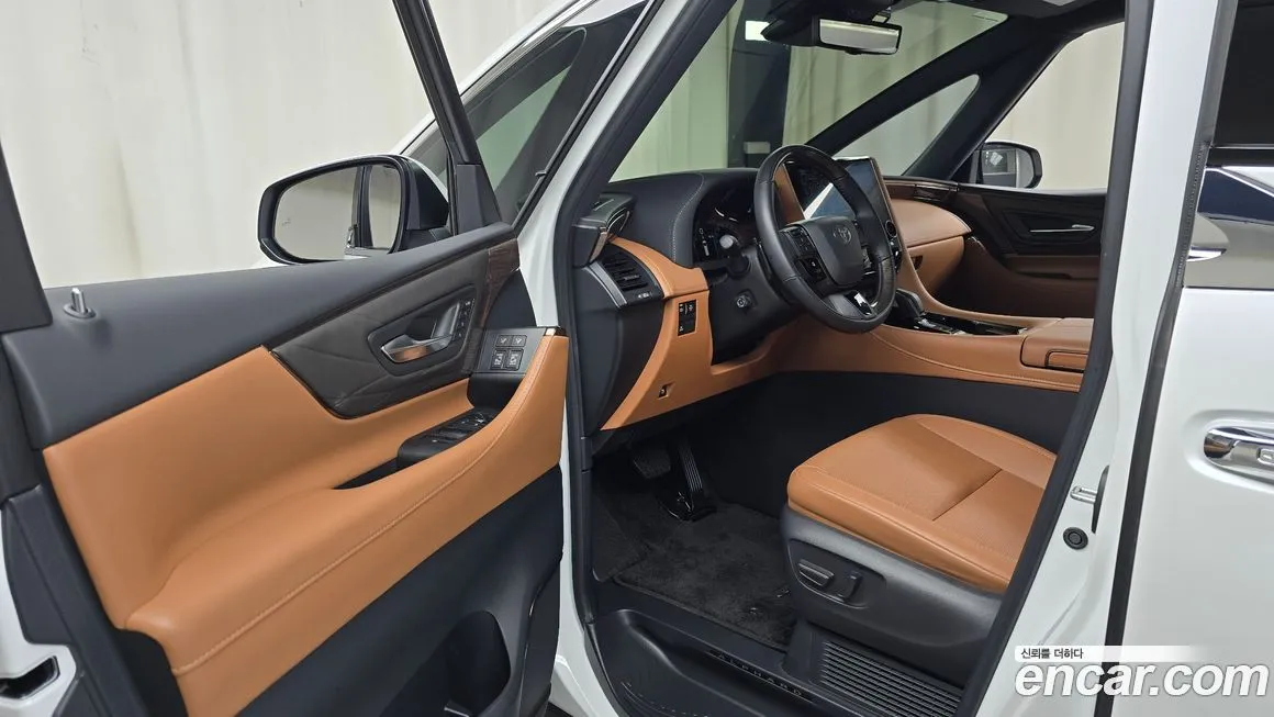 Toyota Alphard 2024 из KR, фото 9
