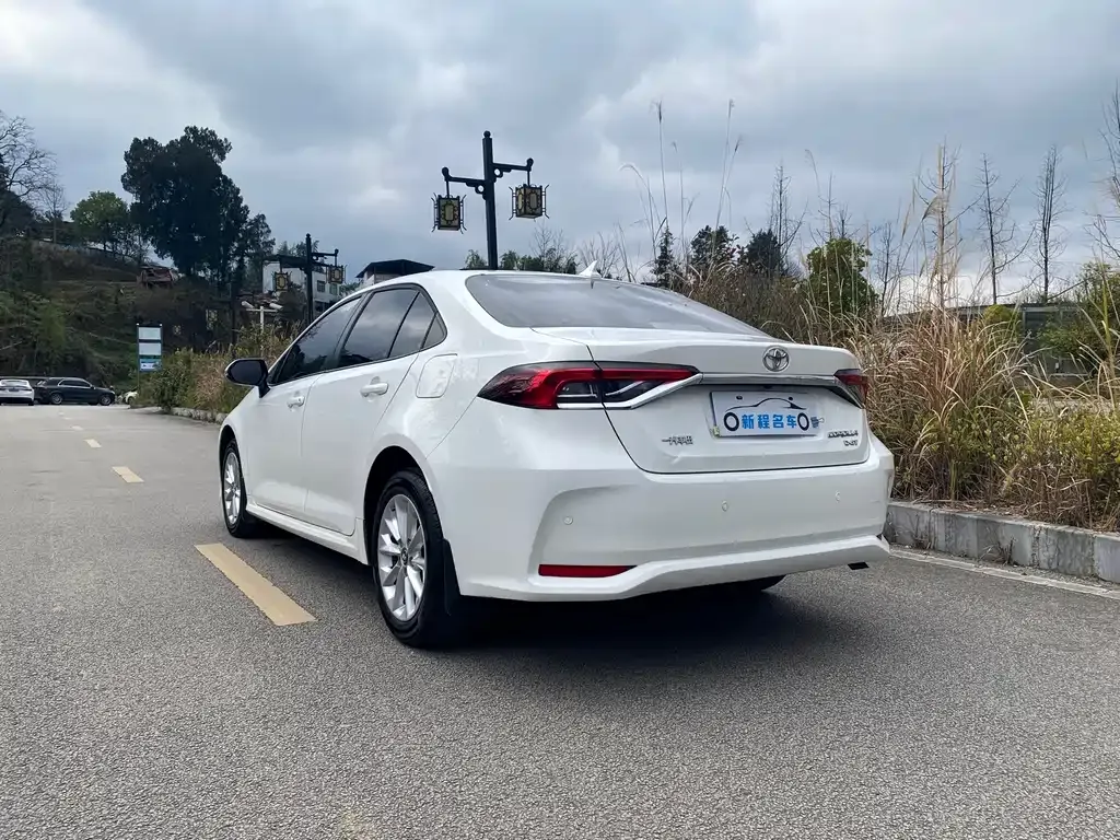 Toyota Corolla 2022 из CN, фото 6