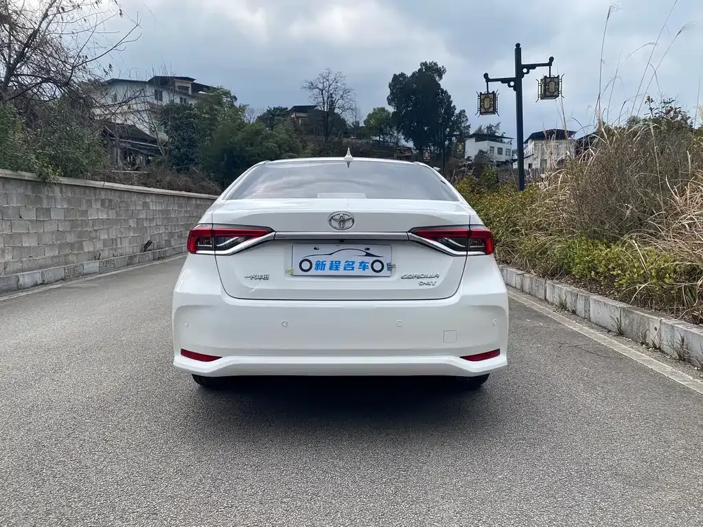 Toyota Corolla 2022 из CN, фото 10