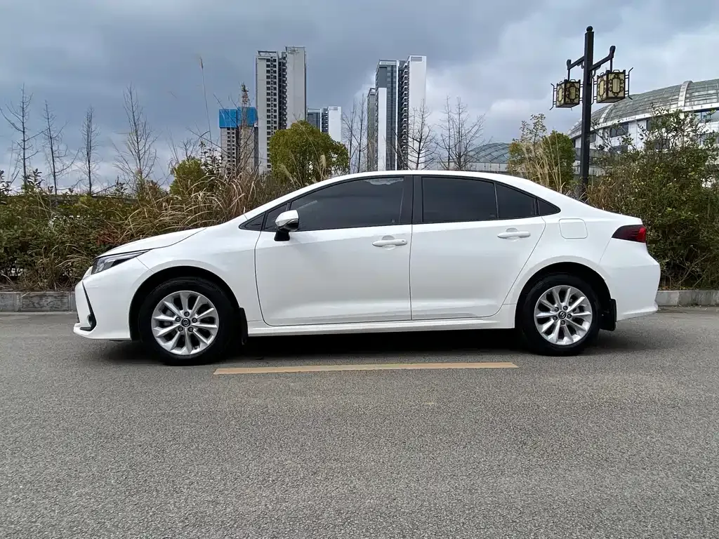 Toyota Corolla 2022 из CN, фото 5
