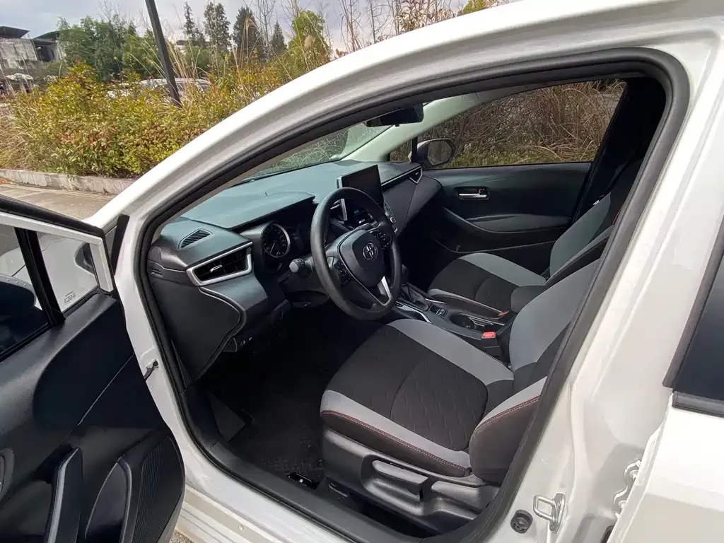 Toyota Corolla 2022 из CN, фото 3