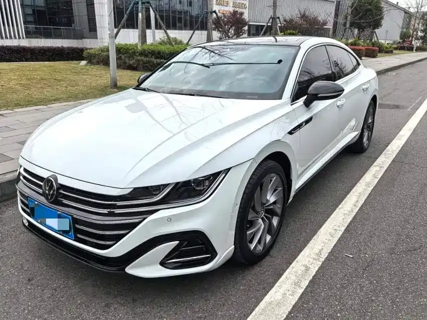 Volkswagen CC — фото 1