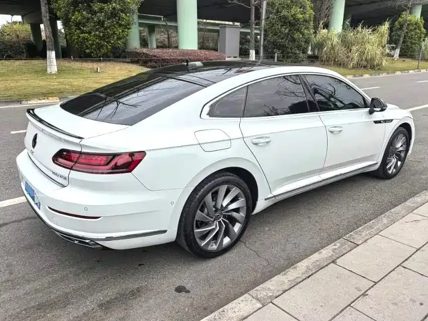 Volkswagen CC — фото 6