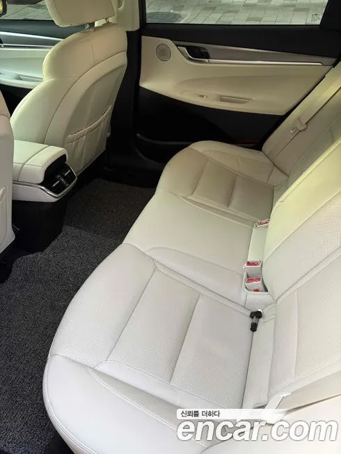 Hyundai Grandeur 2022 из KR, фото 4