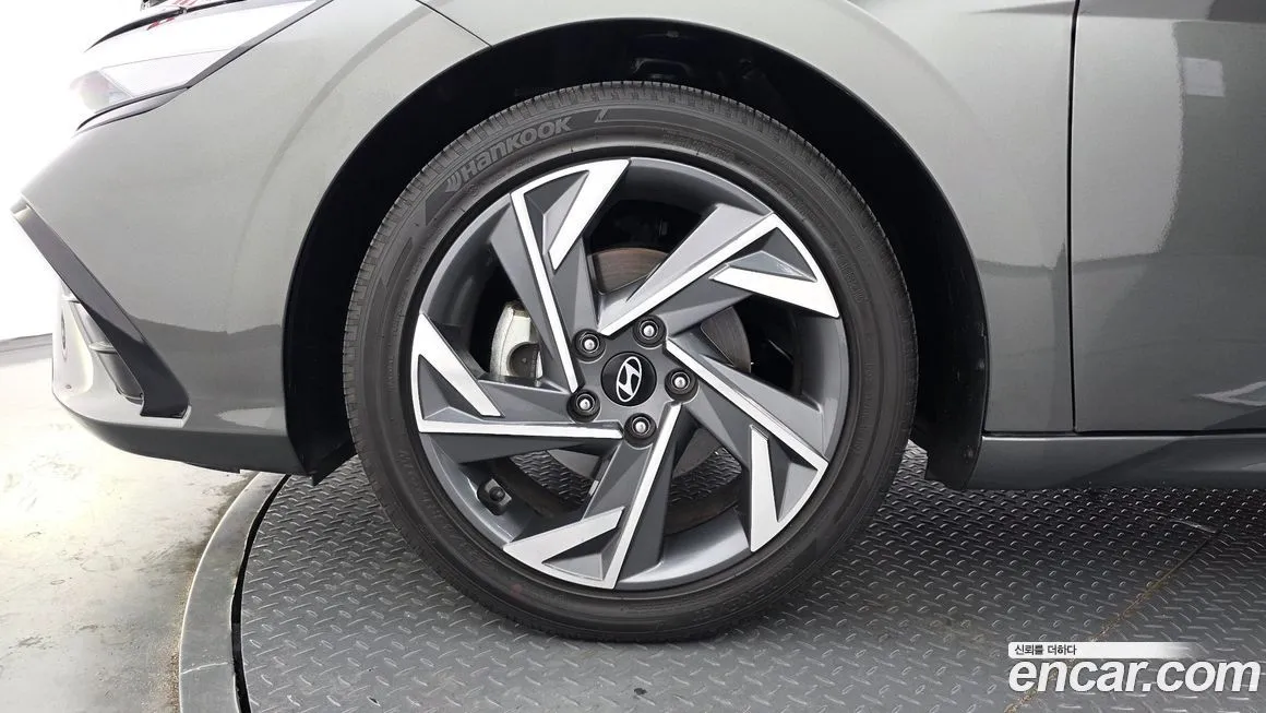 Hyundai AVANTE — фото 6