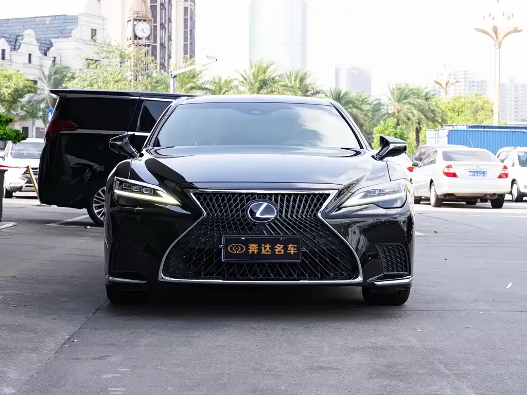 Lexus LS 2023 из CN, фото 6