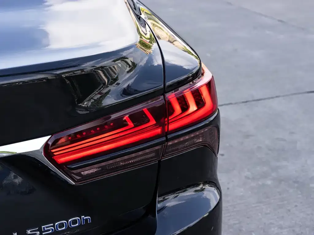 Lexus LS 2023 из CN, фото 9