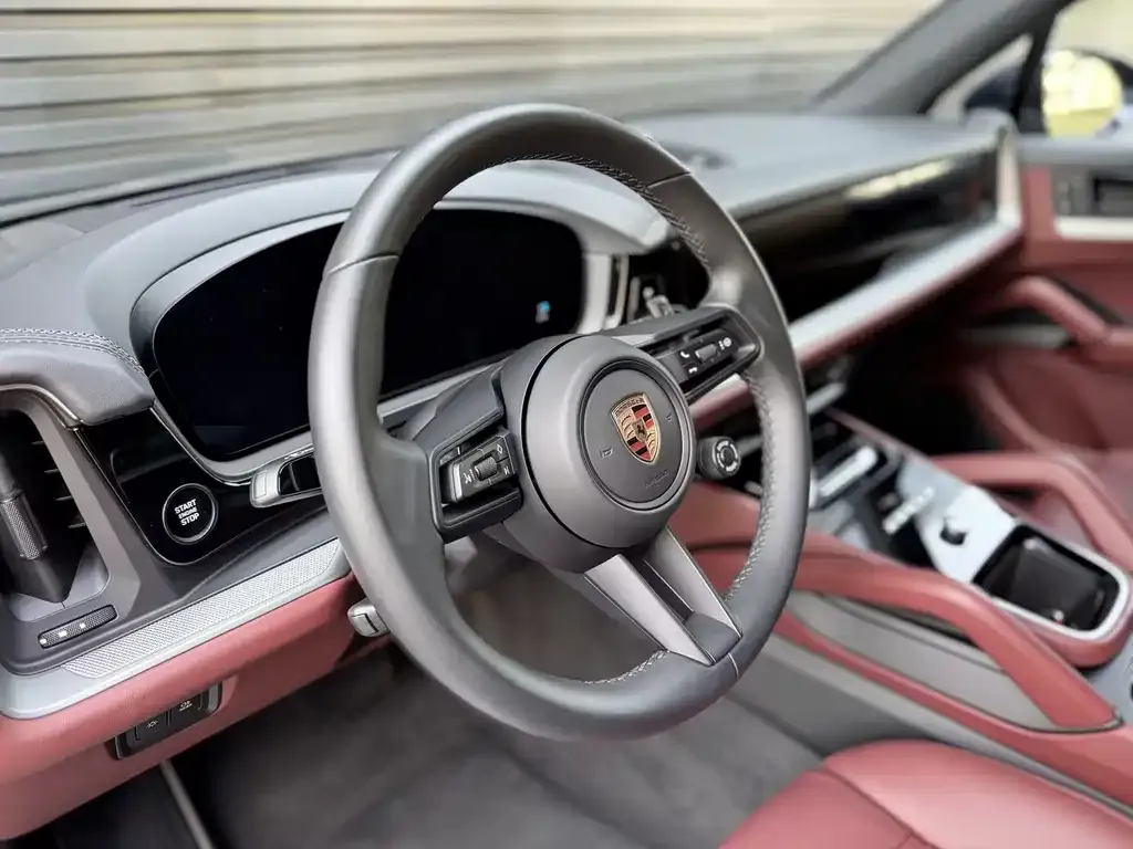 Porsche Cayenne 2025 из CN, фото 4