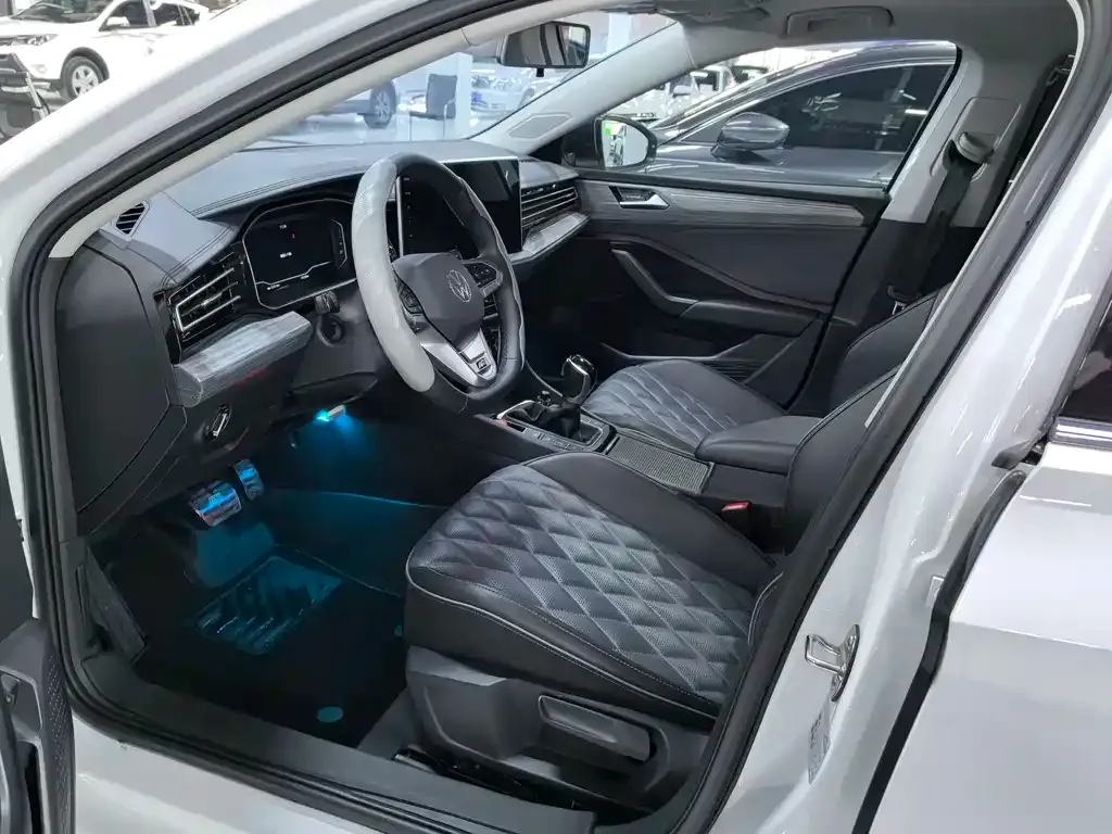 Volkswagen Sagitar 2024 из CN, фото 4