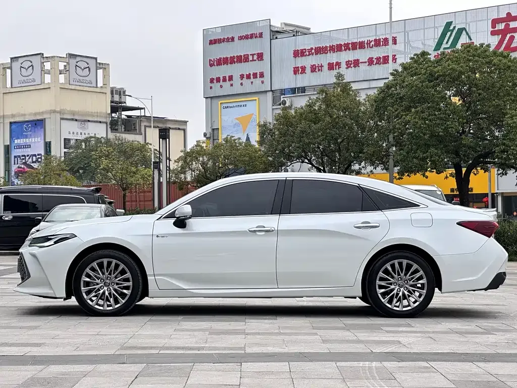 Toyota Avalon 2024 из CN, фото 7