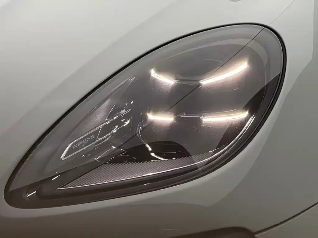 Porsche Macan 2026 из CN, фото 10
