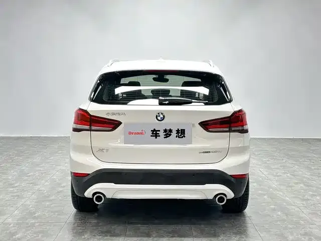 BMW X1 — фото 7