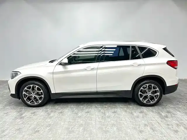 BMW X1 — фото 2