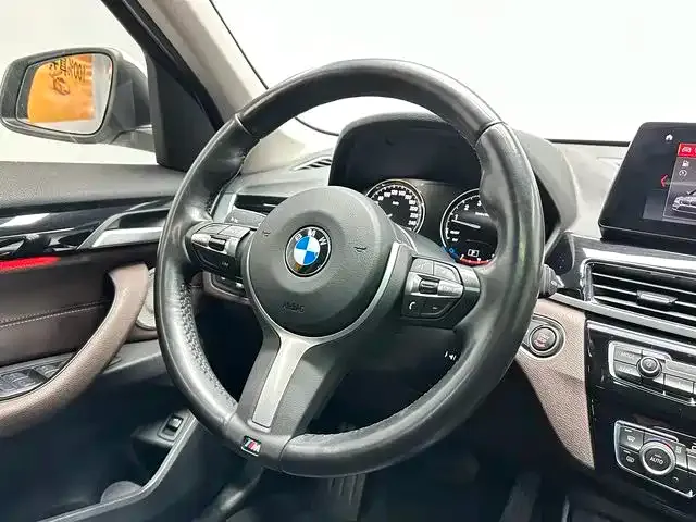 BMW X1 — фото 9