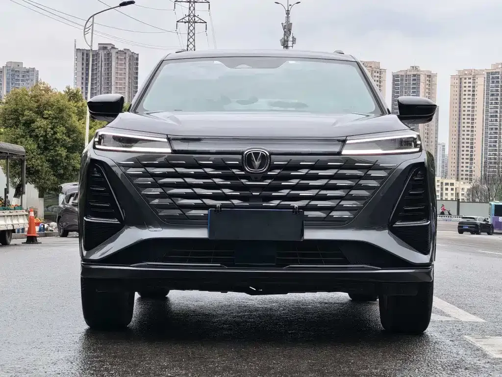 Changan CS75PLUS — фото 4