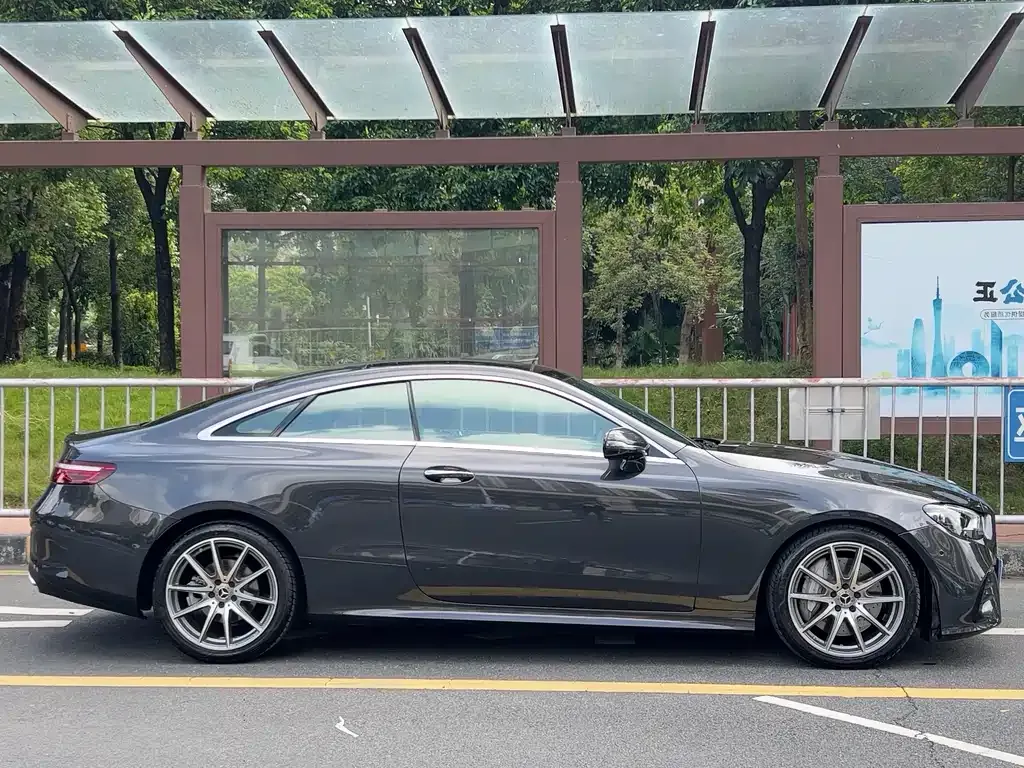 Mercedes-Benz E-Class (Import) — фото 6