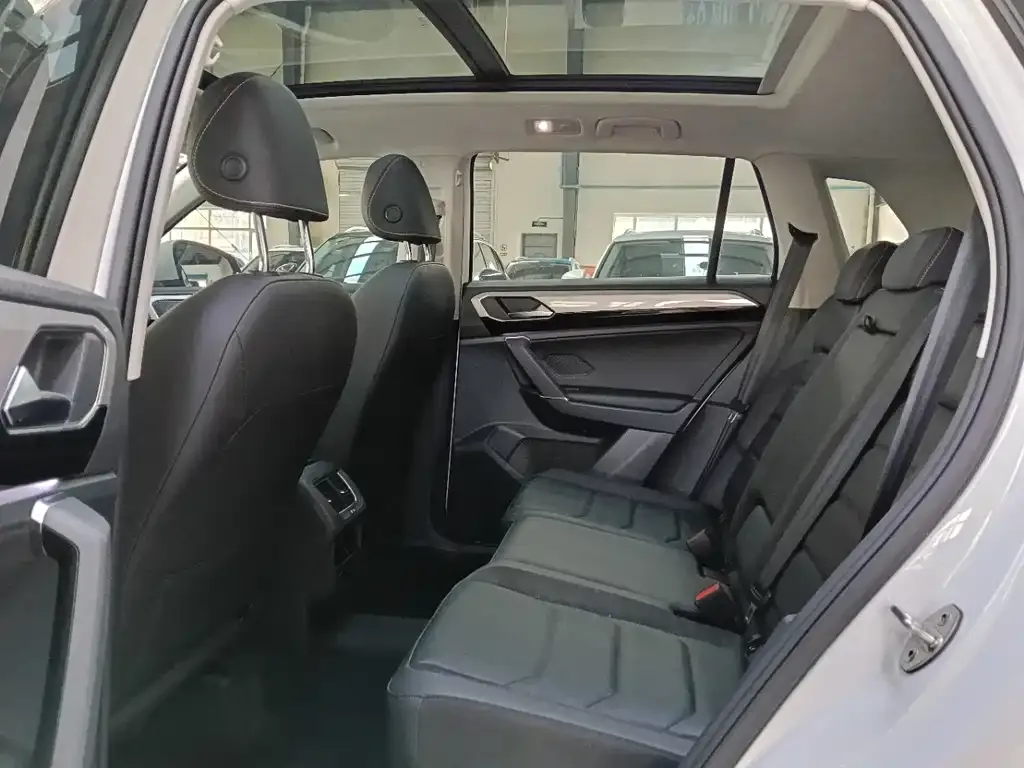 Volkswagen Tayron 2022 из CN, фото 3