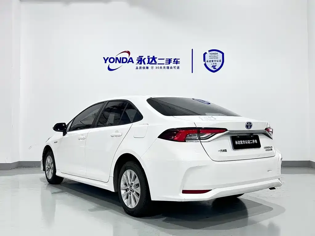 Toyota Corolla 2023 из CN, фото 7