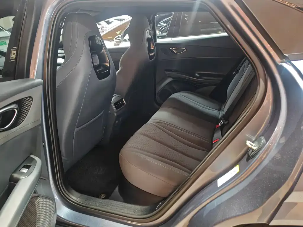 BYD Seal 06GT — фото 2