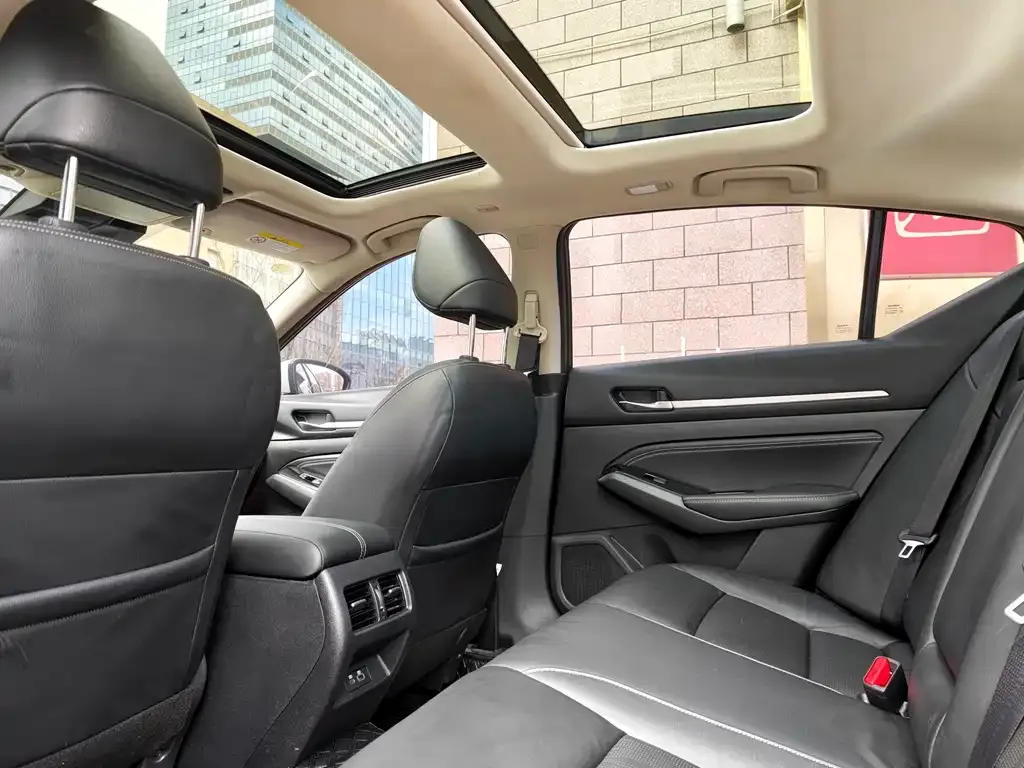 Nissan Teana 2022 из CN, фото 2