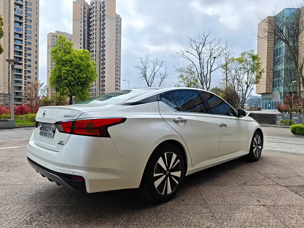 Nissan Teana 2022 из CN, фото 4