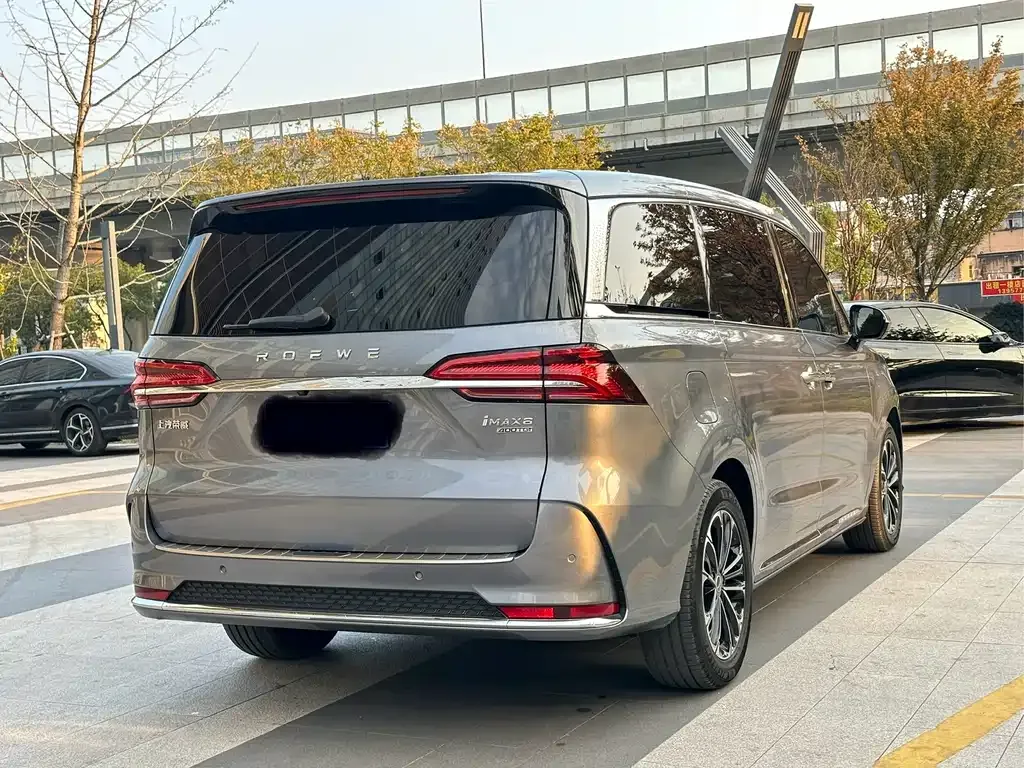 Roewe iMAX8 2023 из CN, фото 7